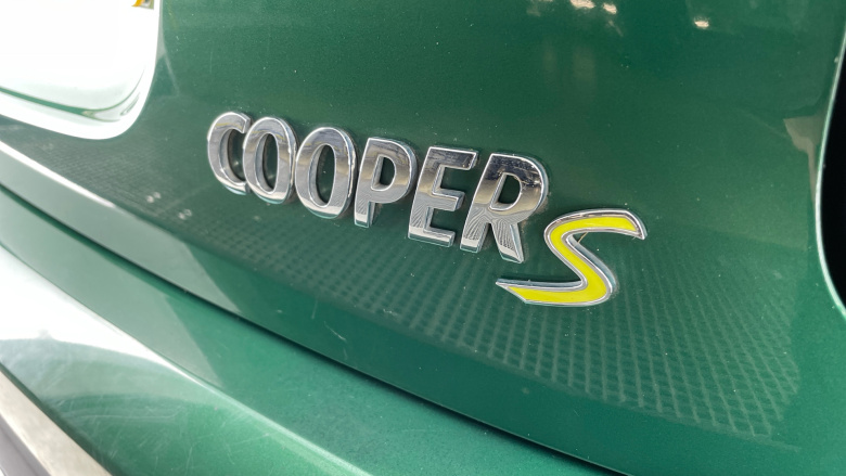 MINI Hatchback 135kW Cooper S Level 2 33kWh 3dr Auto Electric Hatchback